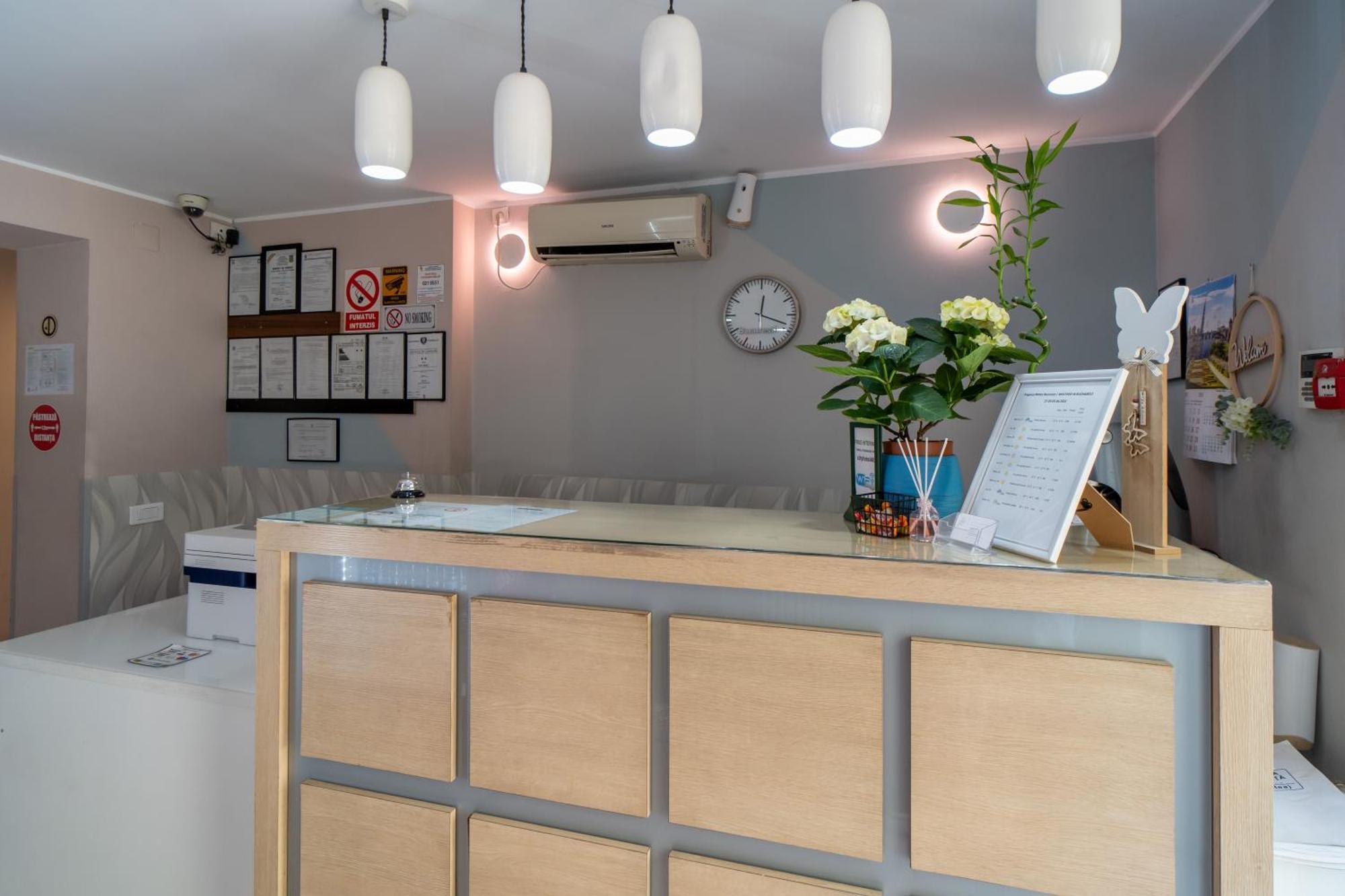 Hotel City Hotel Bucharest 2*