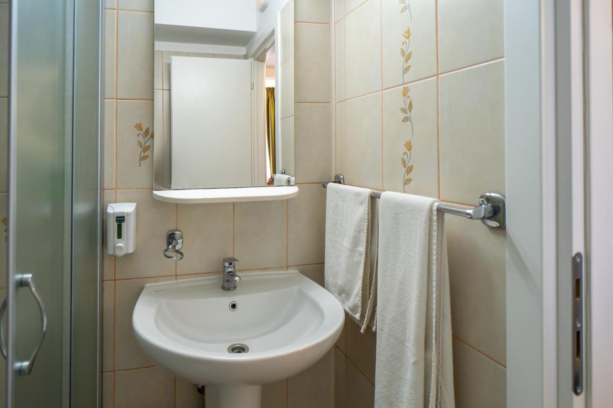 City Hotel Bucharest Bucarest