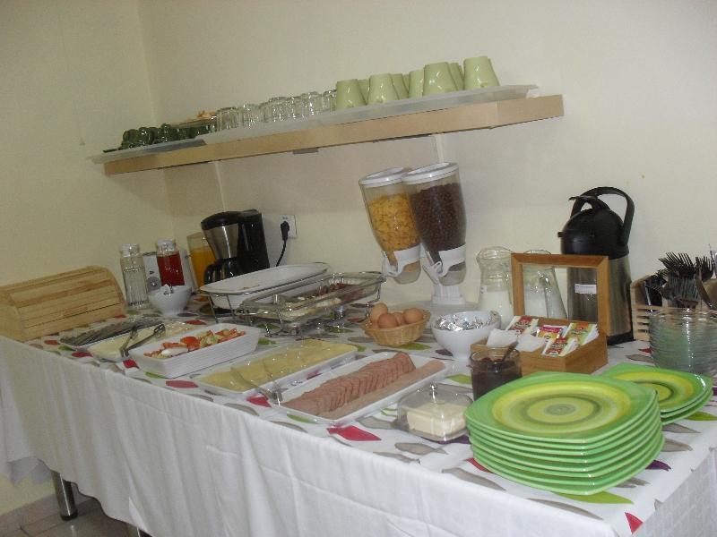 Hotel City Hotel Bucharest 2*