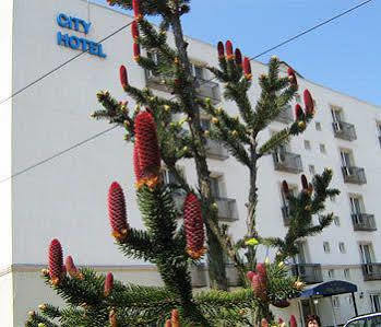 City Hotel Bucharest 2*